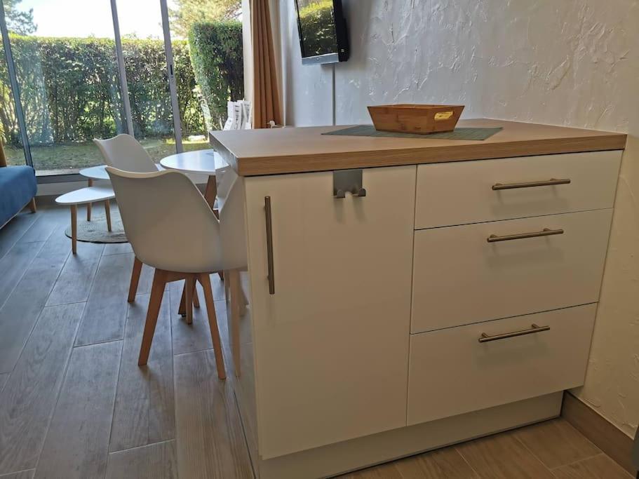 Appartement Acces Direct A La Plage Bernières-sur-Mer Kültér fotó