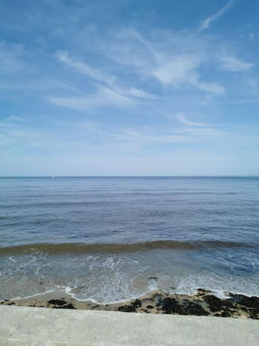 Appartement Acces Direct A La Plage Bernières-sur-Mer Kültér fotó